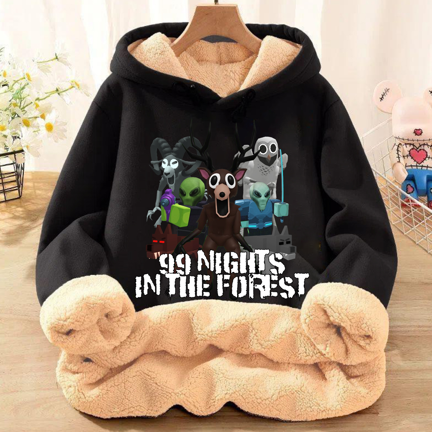 99 Night in The Forest Fleece  - مراجعة Winter Clothing Game وسعره