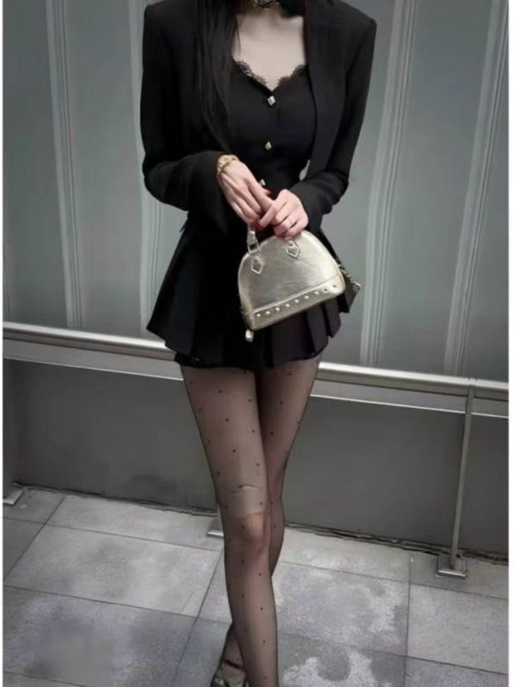 Autumn Sexy Vintage Elegant 3  - مراجعة Winter Clothing Kit وسعره