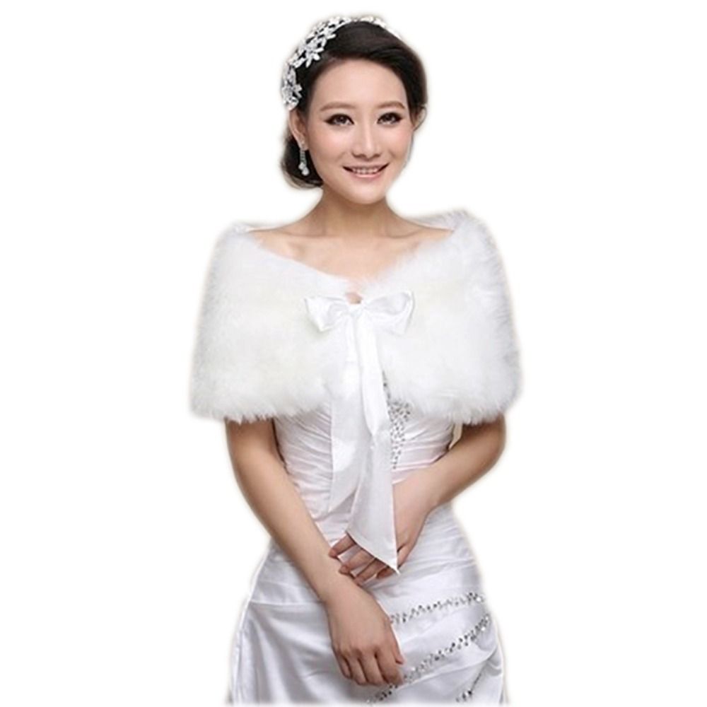 Winter Cape White Fur Shawl We - مراجعة Jacket Winter Clothing وسعره