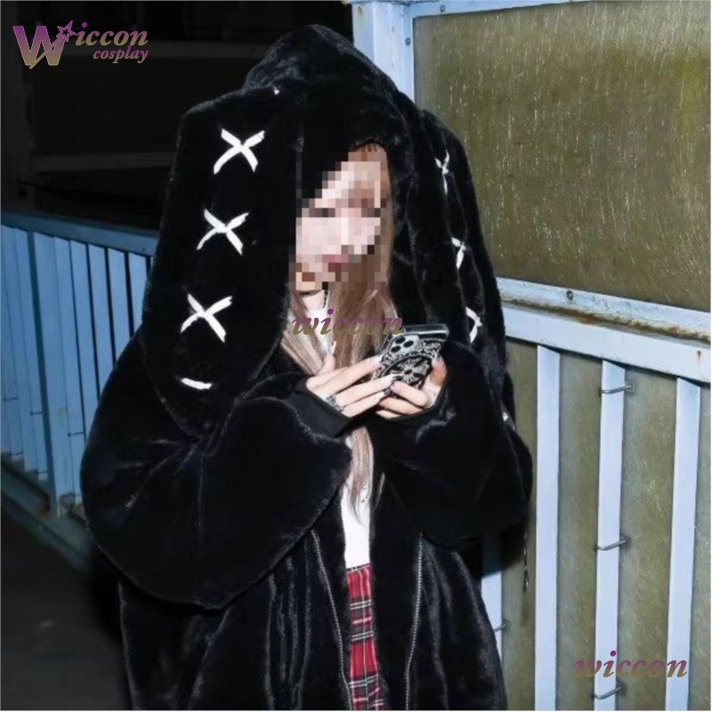CosC Winter Clothing Women's J - مراجعة Winter Clothing Game وسعره